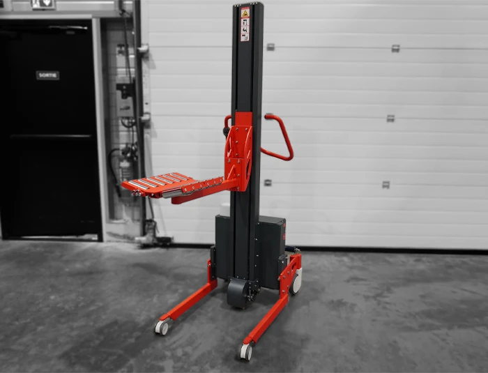 Chariot de manutention ergonomique TMS 205 acier + roue motrice EWA